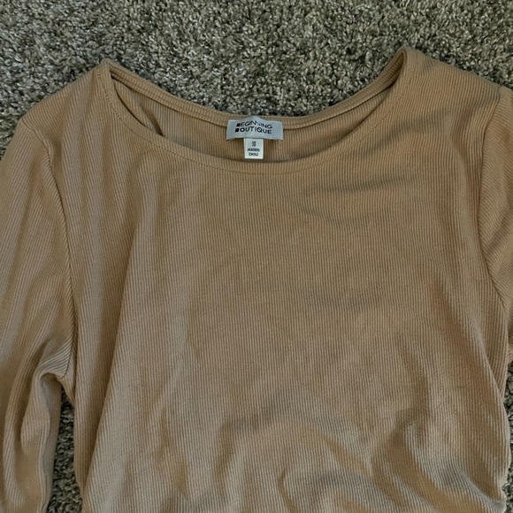 BEGINNING BOUTIQUE LONG SLEEVE TOP - Picture 3 of 3